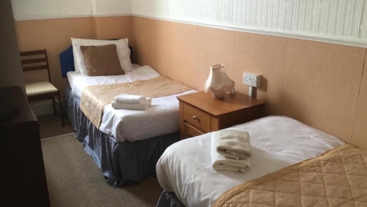 The Jewel Of The Sea Bed & Breakfast Blackpool Bagian luar foto