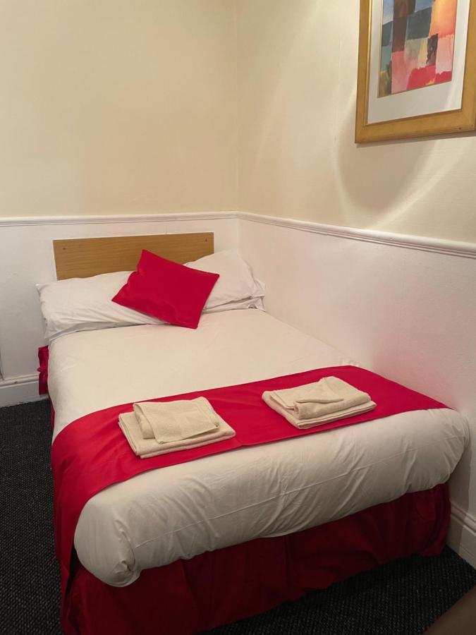 The Jewel Of The Sea Bed & Breakfast Blackpool Bagian luar foto